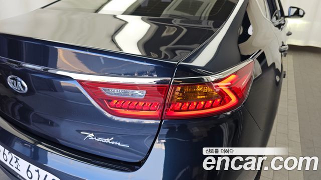 Kia K7 2.4 GDI Limited 2017 — фото 23