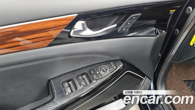 Kia K7 2.4 GDI Limited 2017 — фото 29