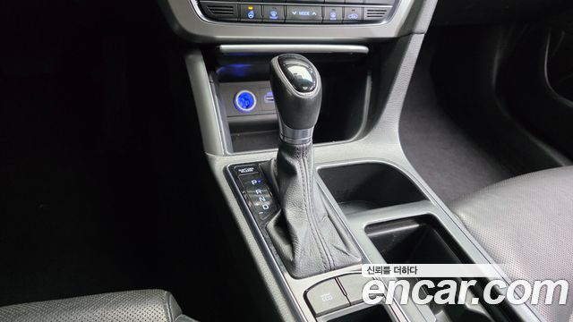 Hyundai Sonata (LF) LPI Premium 2015 — фото 9