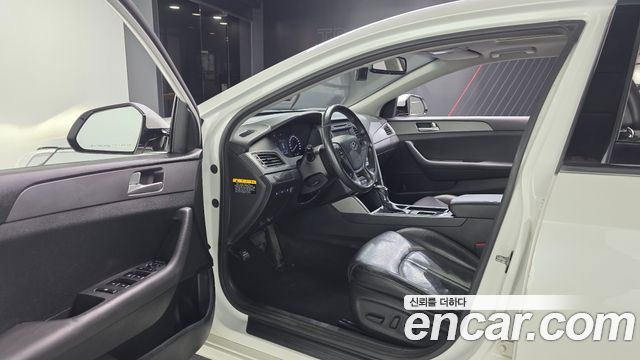 Hyundai Sonata (LF) LPI Premium 2015 — фото 10