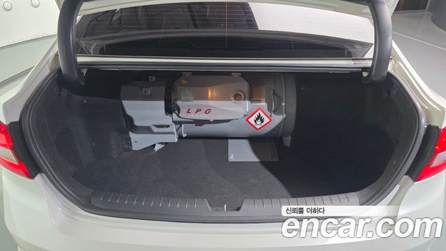 Hyundai Sonata (LF) LPI Premium 2015 — фото 20