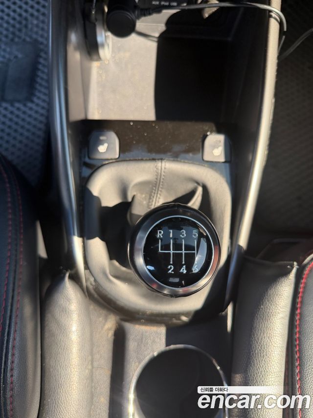 Kia Forte Koup 1.6 GDI Prestige 2012 — фото 9