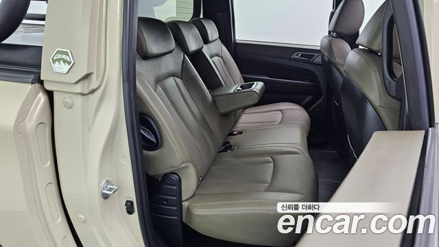 KG Mobility (SsangYong) Rexton Sports Khan Diesel 2.2 4WD Culman Noblesse 2024 — фото 11