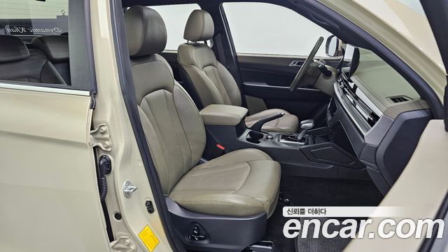 KG Mobility (SsangYong) Rexton Sports Khan Diesel 2.2 4WD Culman Noblesse 2024 — фото 26