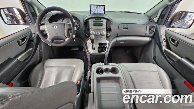 Hyundai Grand Starex 12-Seater Wagon CVX Luxury 2014 — фото 7