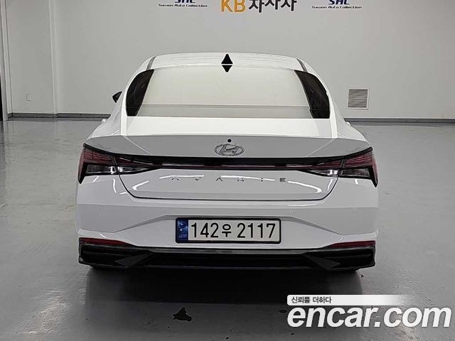 Hyundai Avante (CN7) 1.6 Inspiration 2021 — фото 3