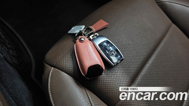 Mercedes-Benz E-Class (W213) E300 Avantgarde 2020 — фото 15