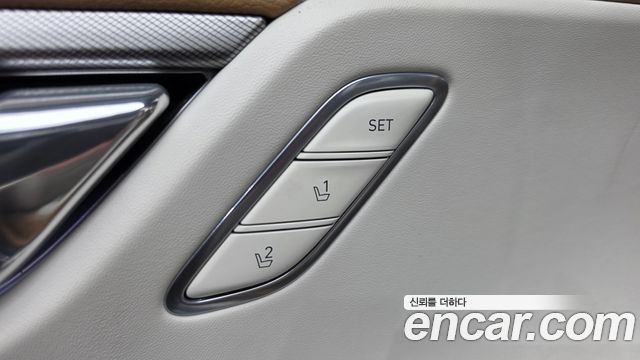 Hyundai Grandeur (IG) 3.0 LPi Exclusive 2020 — фото 34