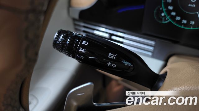 Hyundai Grandeur (IG) 3.0 LPi Exclusive 2020 — фото 35