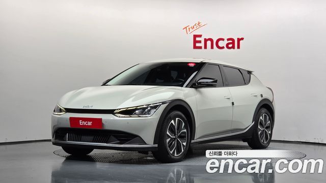 Kia EV6 Long Range Air 2023 — фото 1