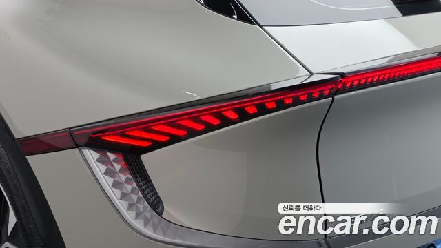 Kia EV6 Long Range Air 2023 — фото 23