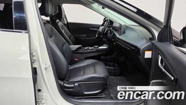 Kia EV6 Long Range Air 2023 — фото 26