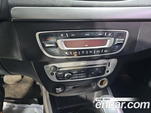 Renault Korea SM3 Z.E. SE 2019 — фото 19