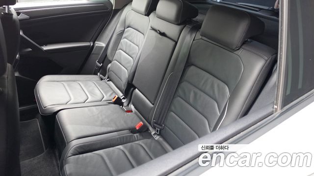 Volkswagen Tiguan (II) 2.0 TDI Premium 2020 — фото 28