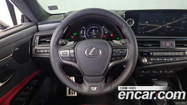 Lexus ES300h (VII) F-Sport 2022 — фото 13