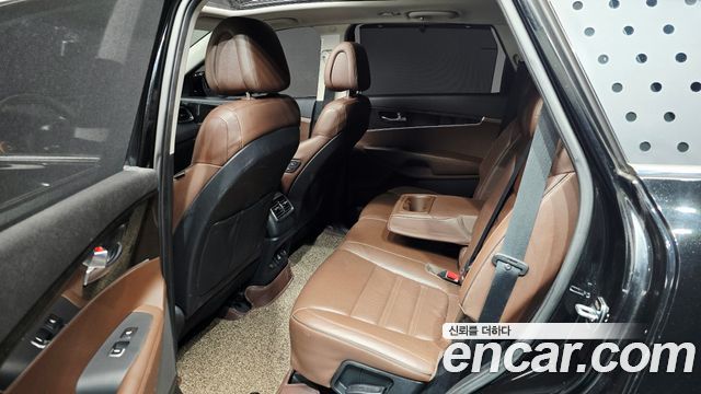 Kia Sorento Diesel 2.0 2WD Noblesse Special 2016 — фото 11