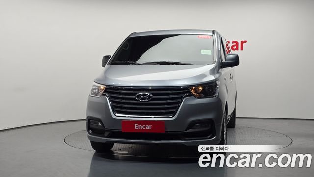 Hyundai Grand Starex Van 3-Seater Smart 2021 — фото 3