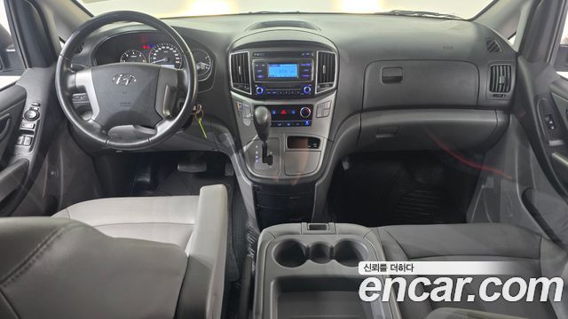 Hyundai Grand Starex Van 3-Seater Smart 2021 — фото 7
