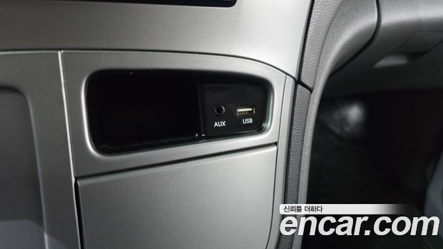 Hyundai Grand Starex Van 3-Seater Smart 2021 — фото 19