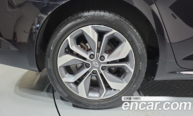 Renault Korea SM6 1.6 TCe LE 2019 — фото 5