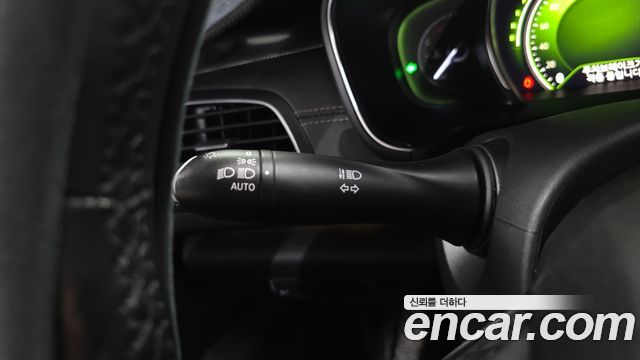 Renault Korea SM6 1.6 TCe LE 2019 — фото 30