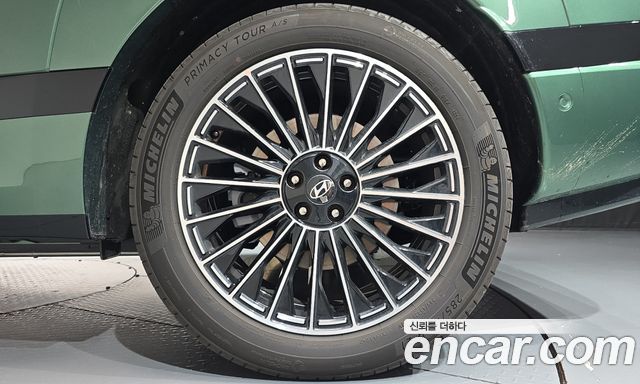 Hyundai Ioniq 9 Performance Type AWD 7-Seater Calligraphy 2025 — фото 27