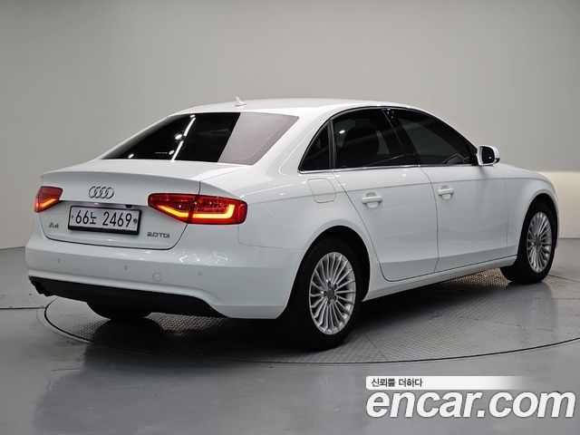 Audi A4 2.0 TDI B8 2013 — фото 4