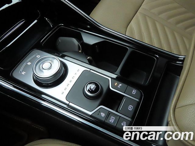 Kia Sorento (IV) HEV 1.6 2WD Signature 2024 — фото 15