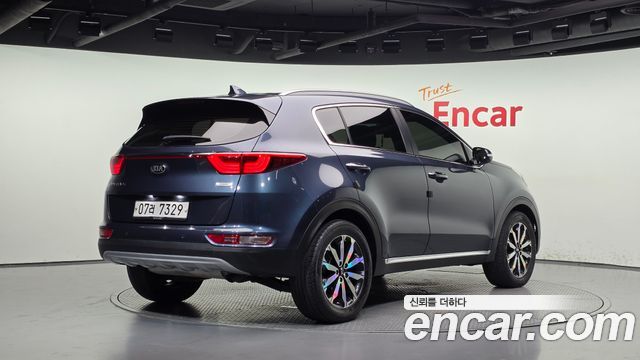 Kia Sportage (IV) Diesel 1.7 2wd Noblesse 2018 — фото 2