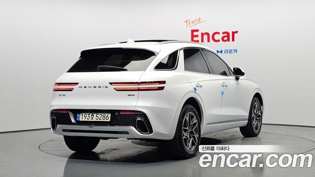 Genesis GV70 2.5T Gasoline AWD 2023 — фото 2