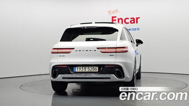 Genesis GV70 2.5T Gasoline AWD 2023 — фото 4
