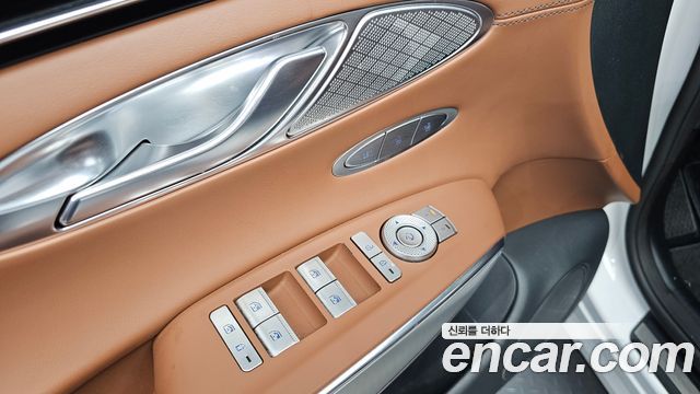 Genesis GV70 2.5T Gasoline AWD 2023 — фото 18