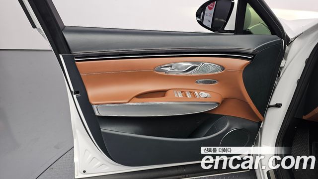 Genesis GV70 2.5T Gasoline AWD 2023 — фото 24