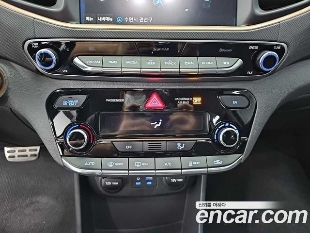 Hyundai Ioniq Electric Q 2018 — фото 10