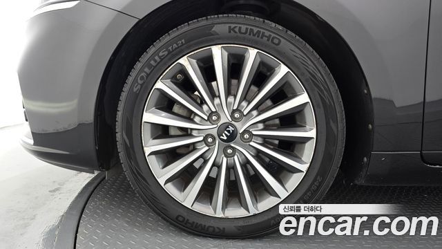 Kia K7 3.0 LPI Prestige (Rental Car) 2018 — фото 5