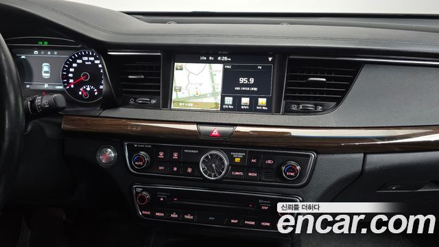 Kia K7 3.0 LPI Prestige (Rental Car) 2018 — фото 16