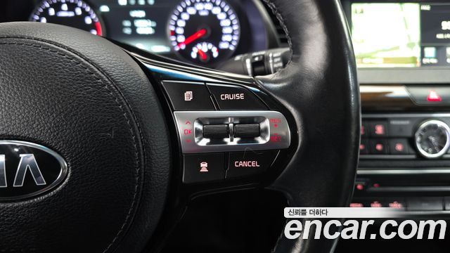 Kia K7 3.0 LPI Prestige (Rental Car) 2018 — фото 17