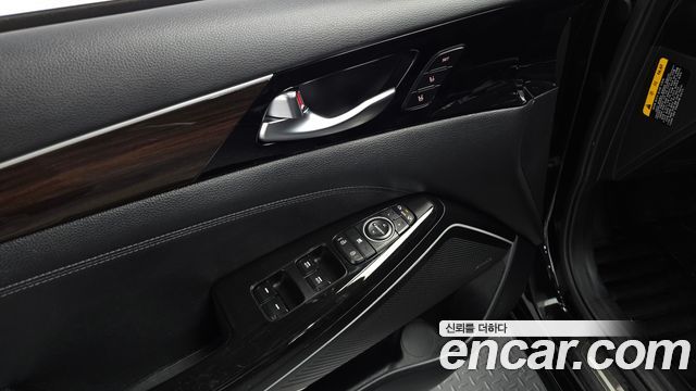 Kia K7 3.0 LPI Prestige (Rental Car) 2018 — фото 19