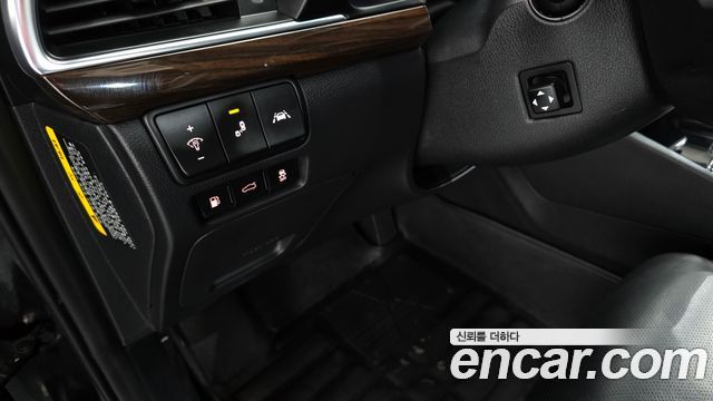 Kia K7 3.0 LPI Prestige (Rental Car) 2018 — фото 23