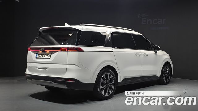 Kia Carnival (IV) Diesel 7-Seater Signature 2023 — фото 2