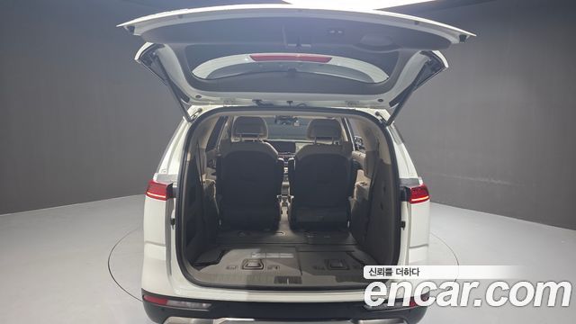 Kia Carnival (IV) Diesel 7-Seater Signature 2023 — фото 19