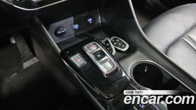 Hyundai Sonata Hybrid (DN8) Premium Family 2021 — фото 9