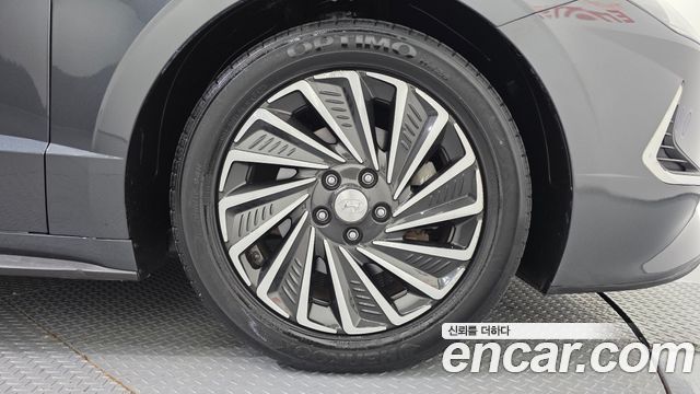 Hyundai Sonata Hybrid (DN8) Premium Family 2021 — фото 21
