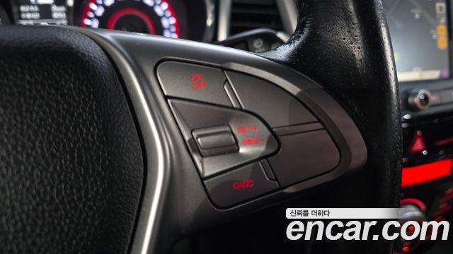 KG Mobility (SsangYong) Tivoli LX 2WD DLX 2015 — фото 19