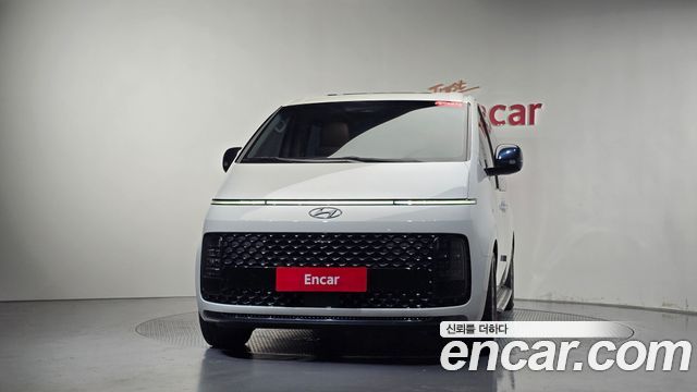 Hyundai Staria L3.5 Lounge 9-Seater Inspiration 2024 — фото 3
