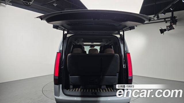 Hyundai Staria L3.5 Lounge 9-Seater Inspiration 2024 — фото 16