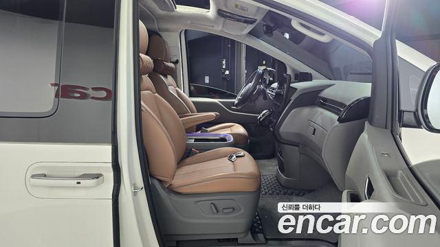 Hyundai Staria L3.5 Lounge 9-Seater Inspiration 2024 — фото 26
