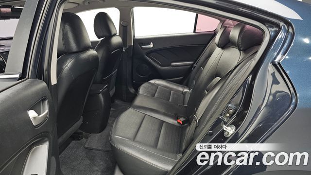Kia K3 Trendy Style 2018 — фото 32