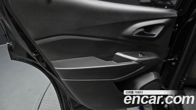 Chevrolet Trax Crossover 1.2 ACTIV 2025 — фото 25
