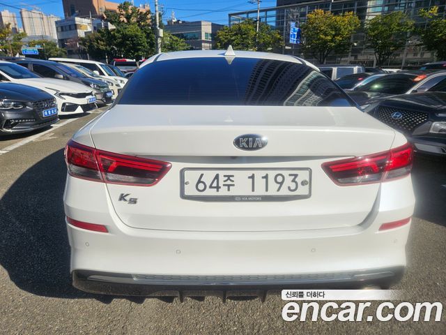 Kia K5 (III) 2.0 Noblesse 2020 — фото 4